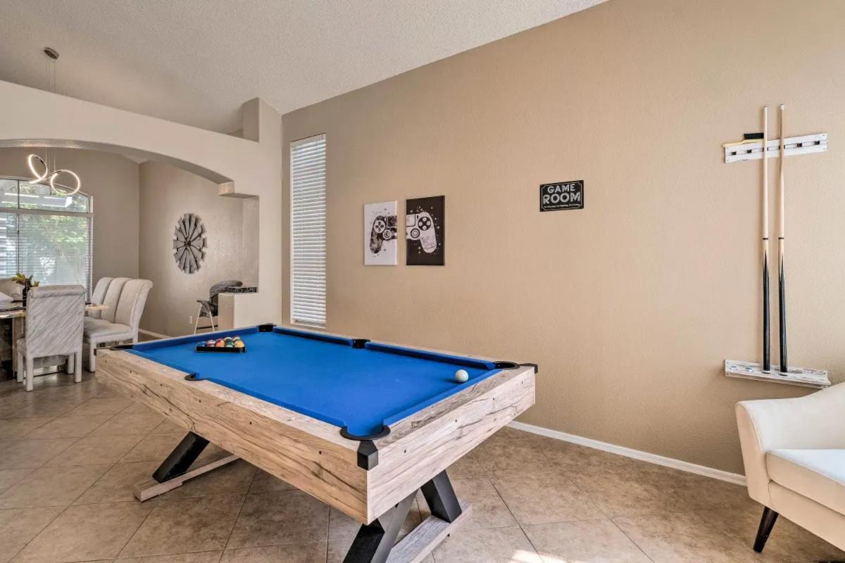A Beautiful House With Hot Tub, Grill & Games! Ferienhaus